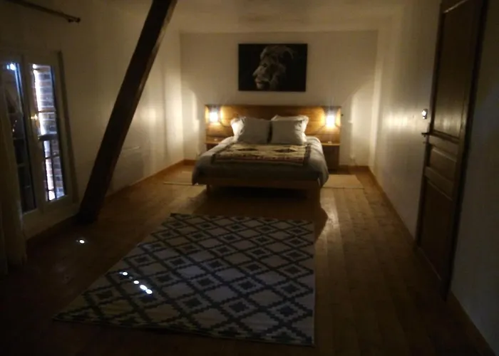 Du Monbaillon Дом отдыха *